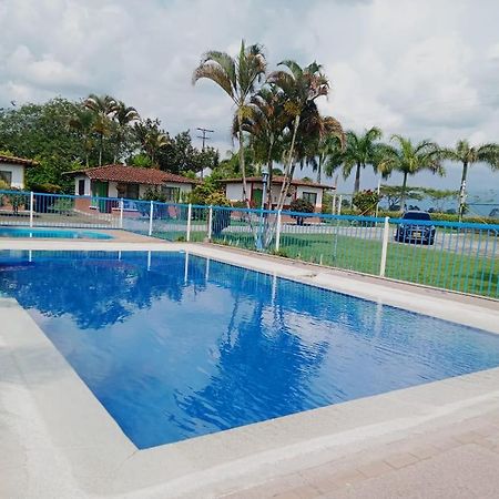 Hotel Campestre Manantial Del Quindio Montenegro Exteriör bild