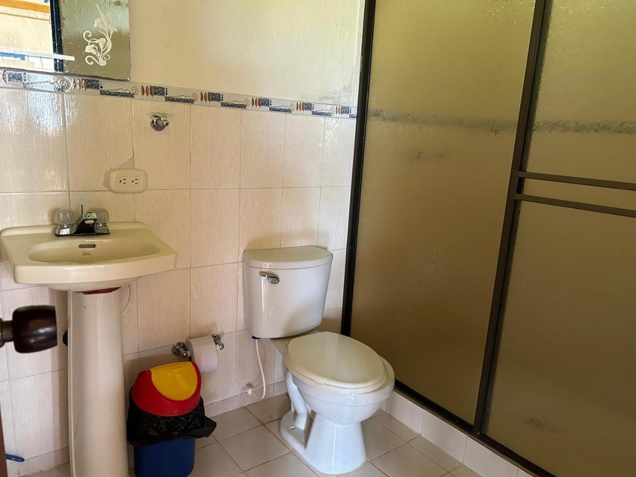 Hotel Campestre Manantial Del Quindio Montenegro Exteriör bild